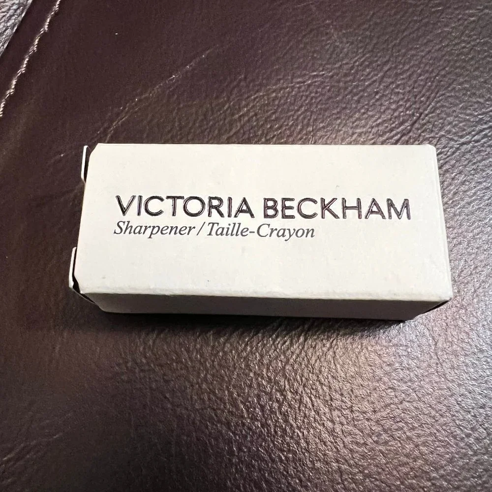 New Authentic Victoria Beckham Canvas Bag and New Makeup Sharpener - Picture 5 of 6
